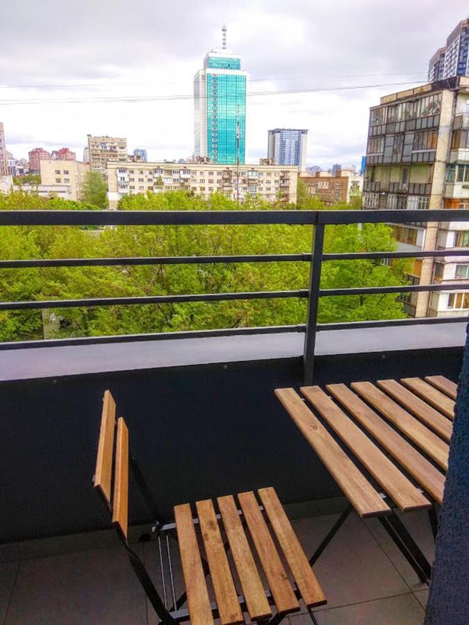 Уютная Vip Студия В Центре Метро Политех Охматдет Паркинг Kiev Esterno foto