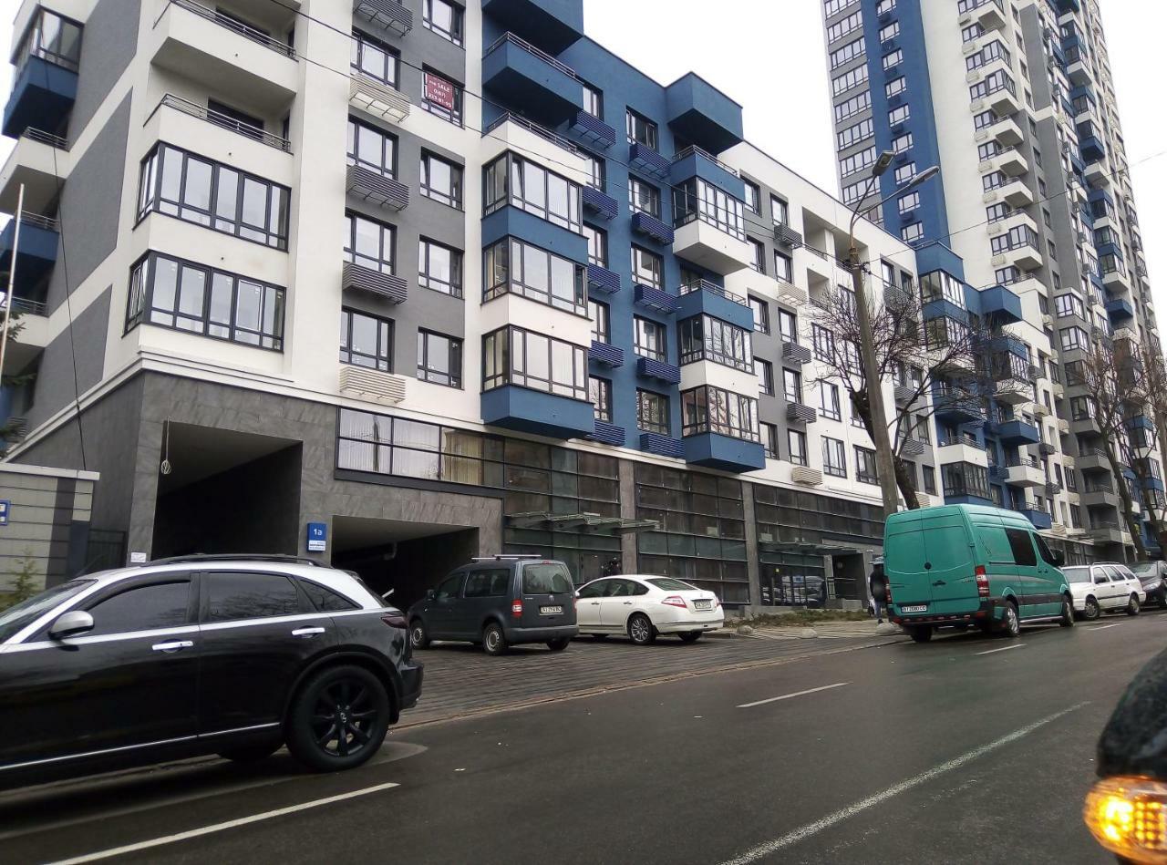 Уютная Vip Студия В Центре Метро Политех Охматдет Паркинг Kiev Esterno foto